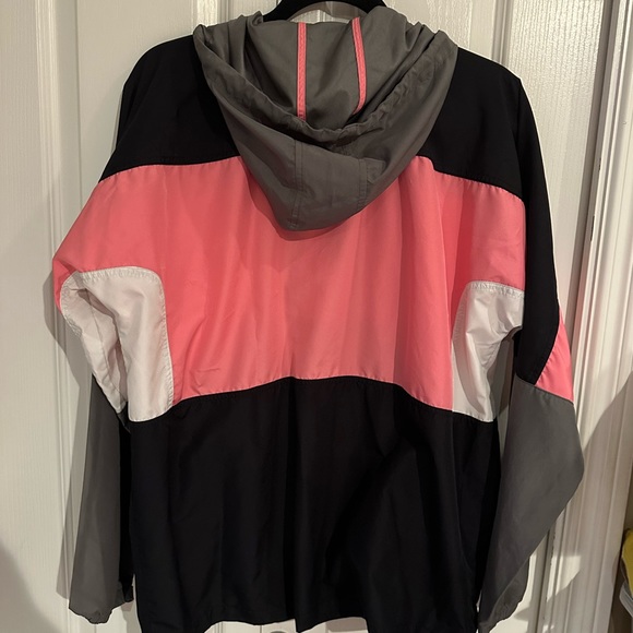 EUC mens urban outfitters windbreaker - Picture 5 of 5